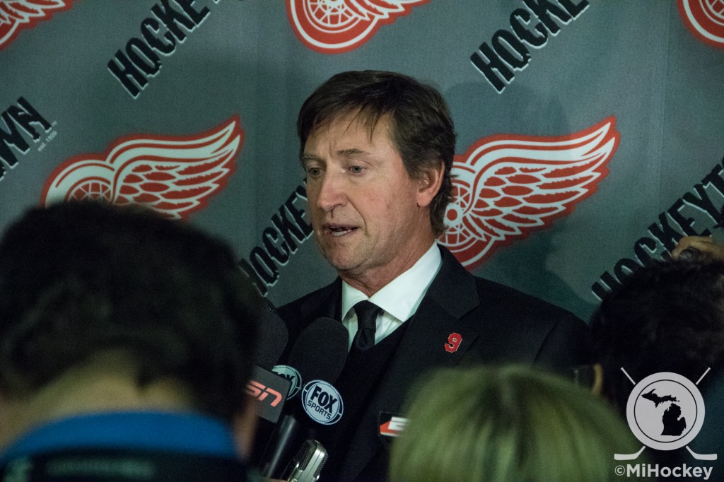 Gretzky speaking to the media at Gordie Howe's visitation at Joe Louis Arena. (Photo by Michael Caples/MiHockey)